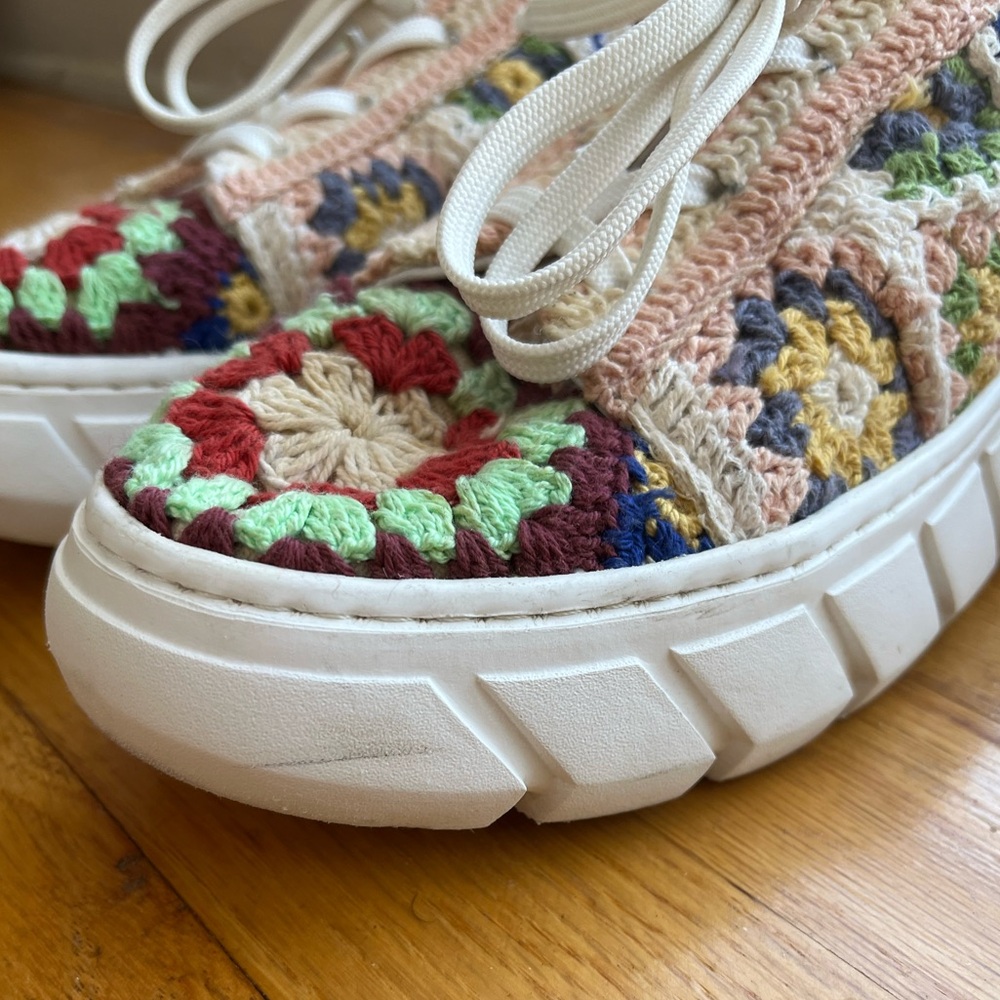Free People Crochet Sneakers - EU 36 (US 5.5) - Picture 4 of 9